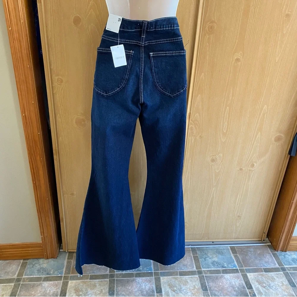 Forever 21 • Low-Rise Dark Wash Raw Hem Flare Jeans - Picture 16 of 16